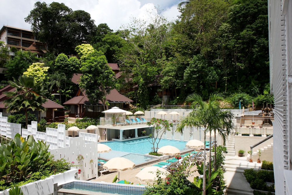Peach Hill Resort 13/71