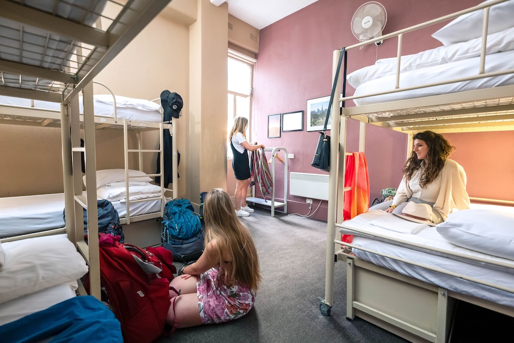 YHA Melbourne Central 29/35