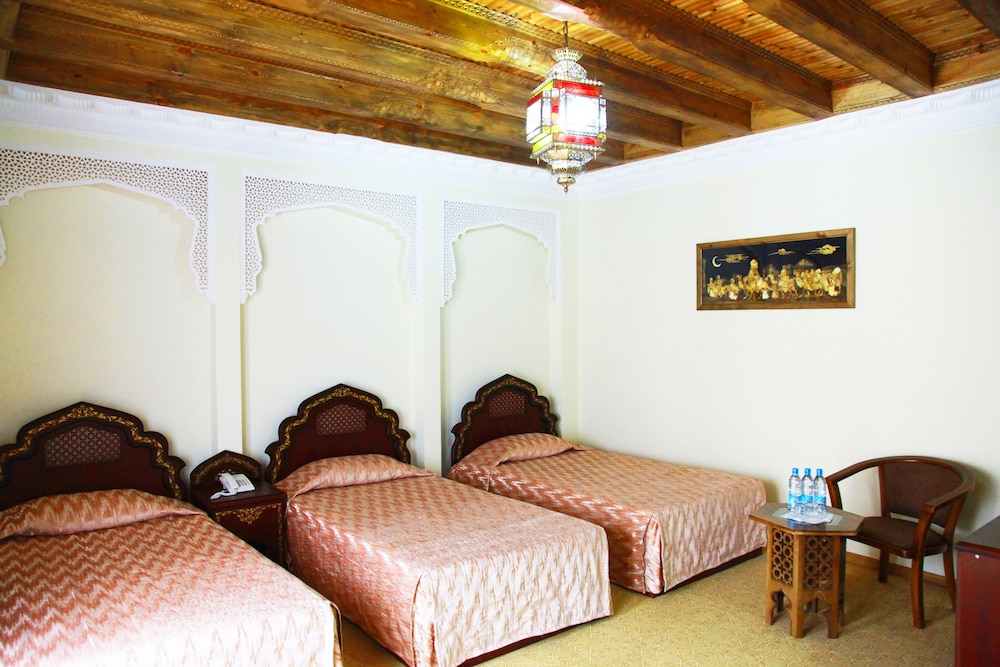 Kukaldosh Hotel 24/73