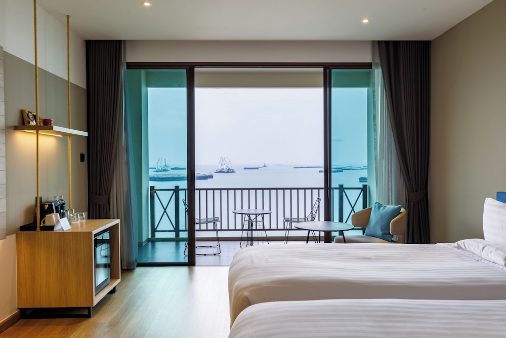 NOVOTEL KOH SI CHANG 15/41