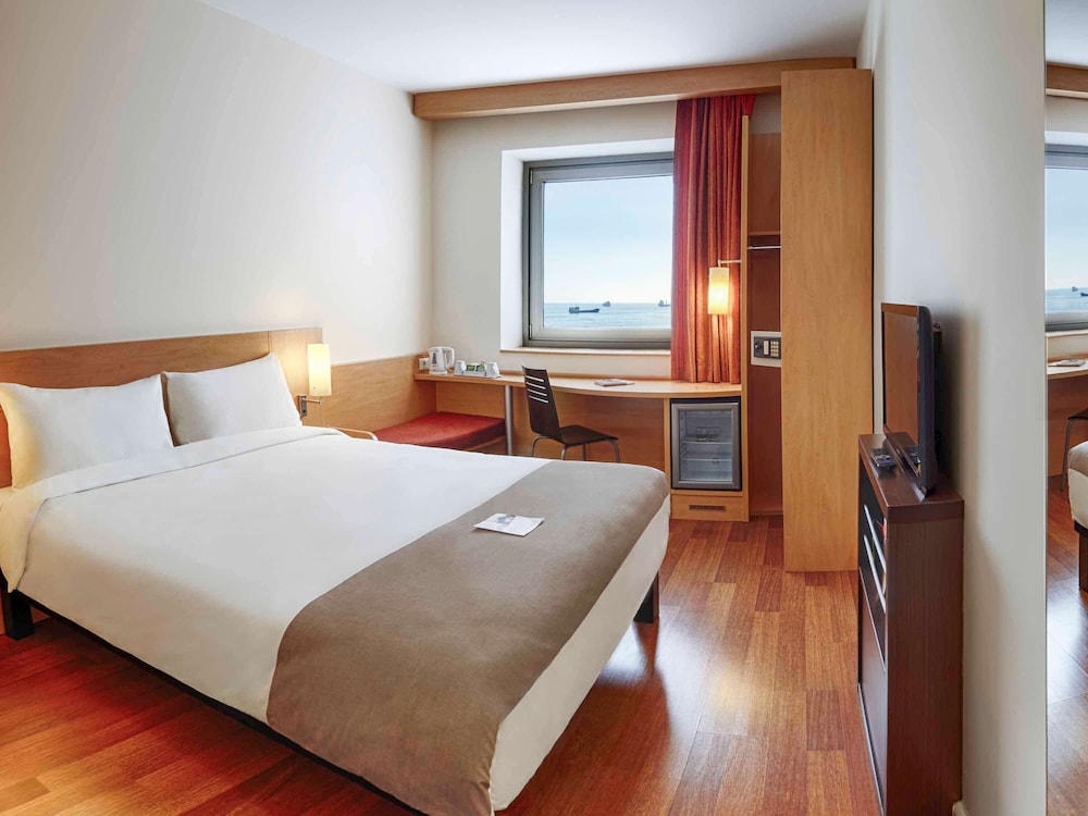 Ibis Istanbul Zeytinburnu 23/60