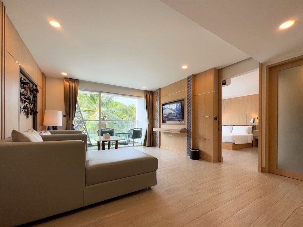 جناح بسرير كينج بإطلالة على المدينة بغرفة نوم واحدة، Clarian Hotel Beach Patong 5/10