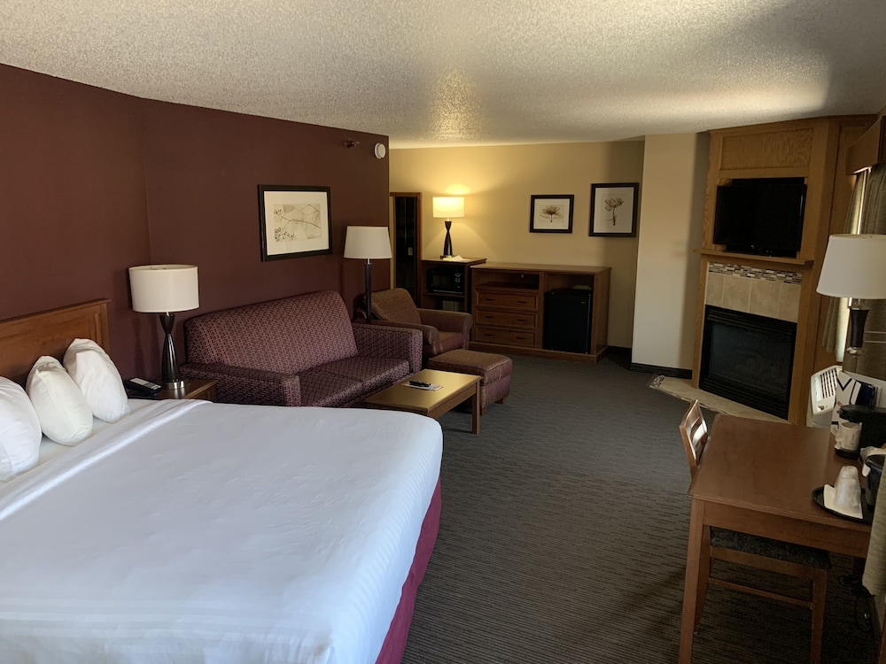Americinn By Wyndham Proctor Duluth Black Woods 20/53