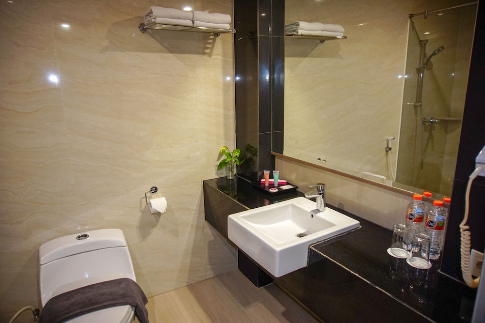 Orchardz Hotel Industri 30/30