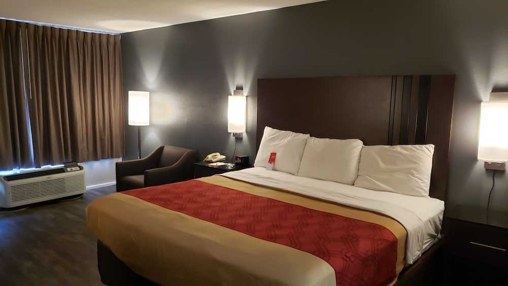 Econo Lodge Donalsonville, GA 12/27