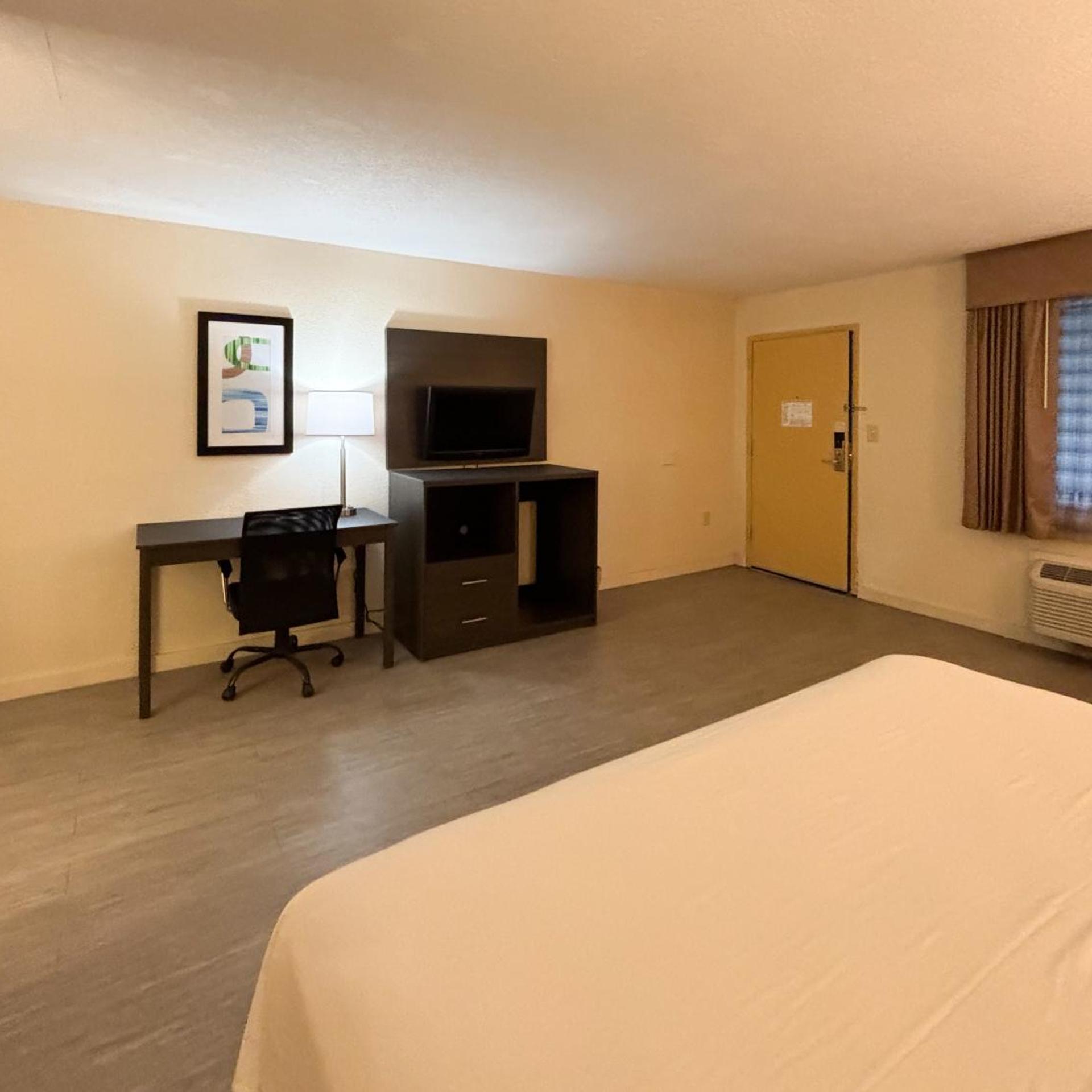 Motel6 Charlotte, NC-Northlake 26/34