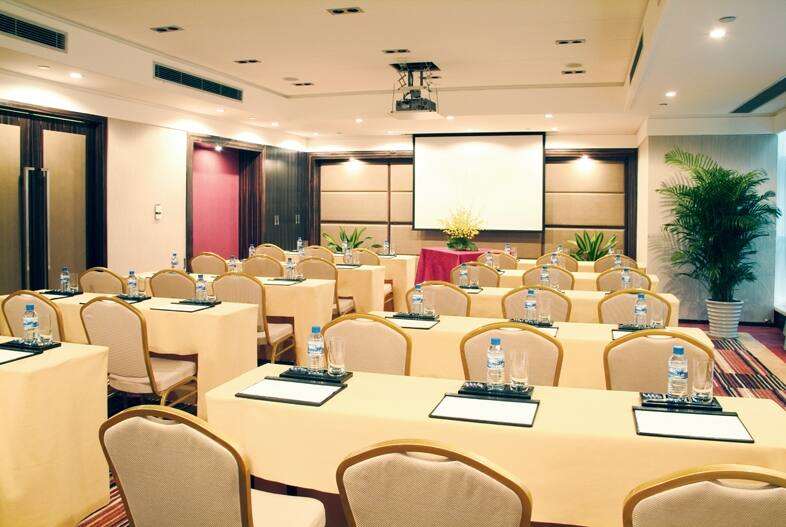 Howard Johnson by Wyndham Huaihai Hotel Shanghai 7/8