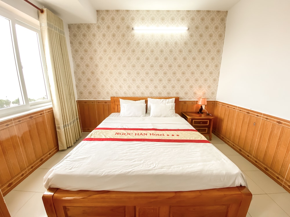 Ngoc Han Hotel 14/67