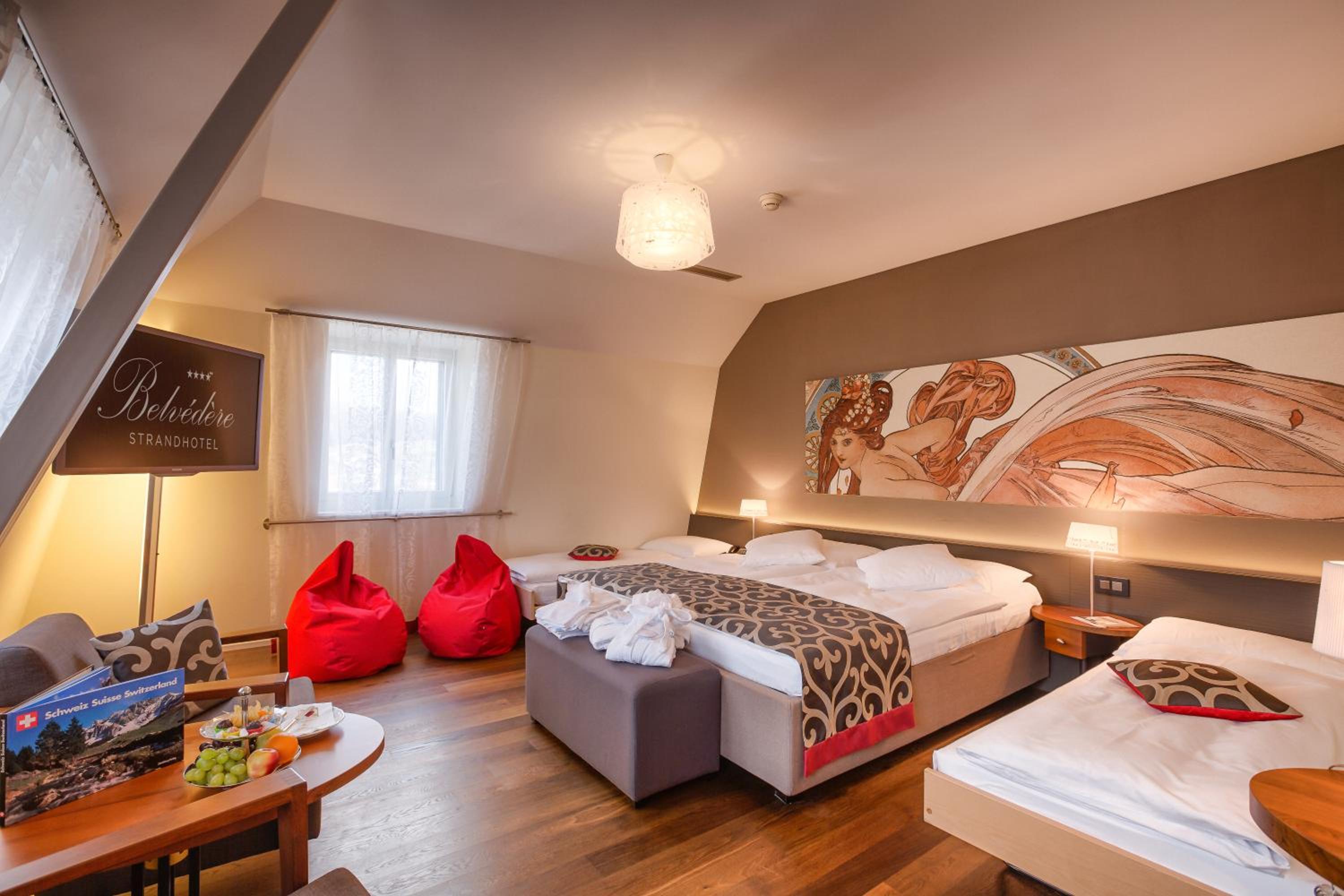 Boutique, Family, Double and Twin Beds