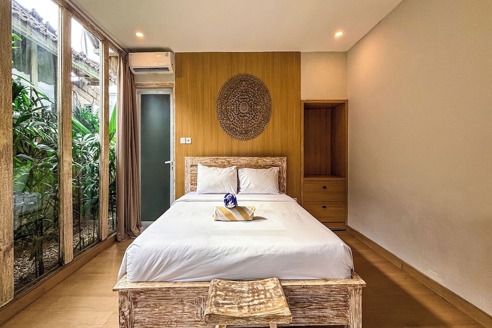 Villa Alisha Pererenan Canggu by ZUZU 17/56