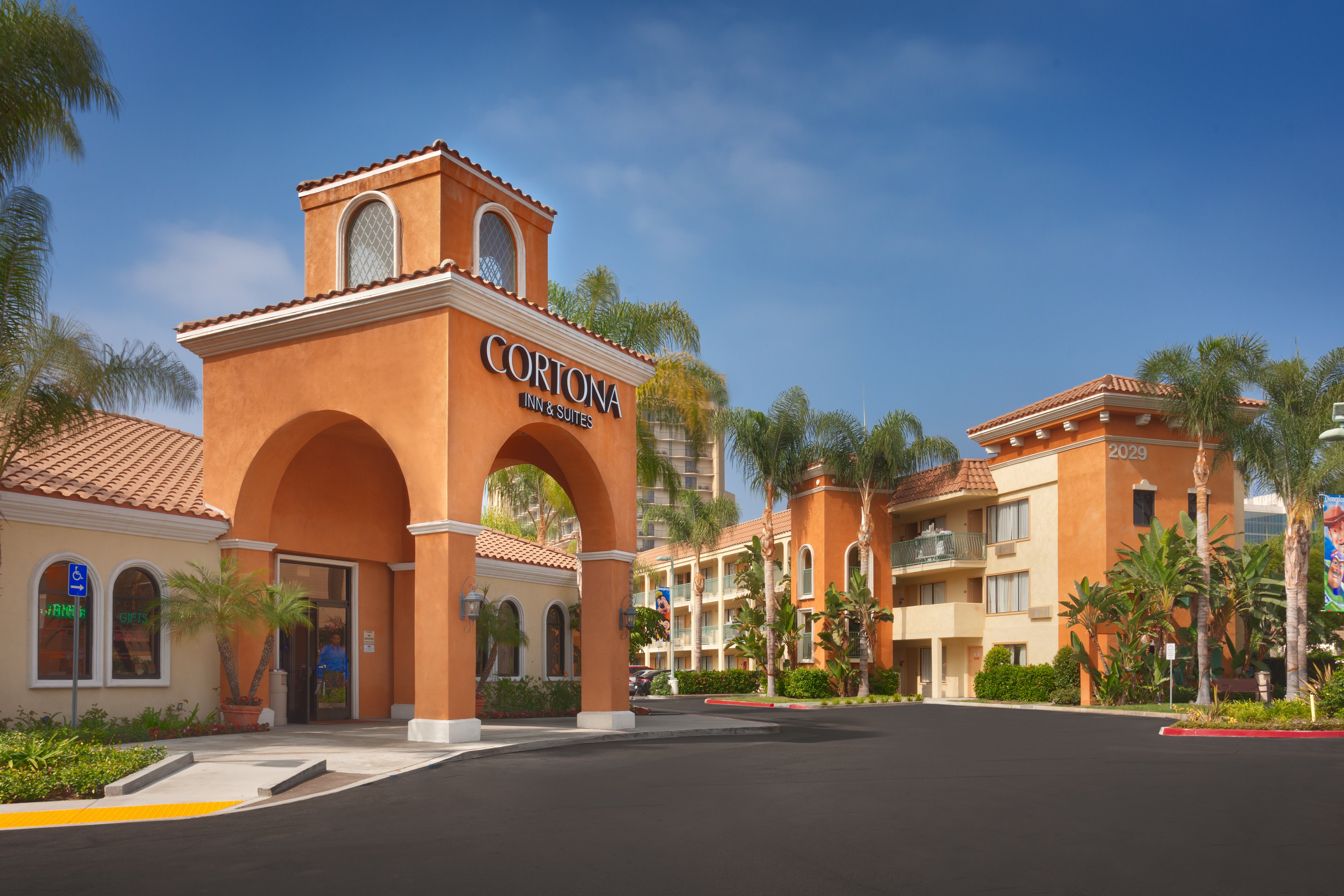 Cortona Inn And Suites 8/78