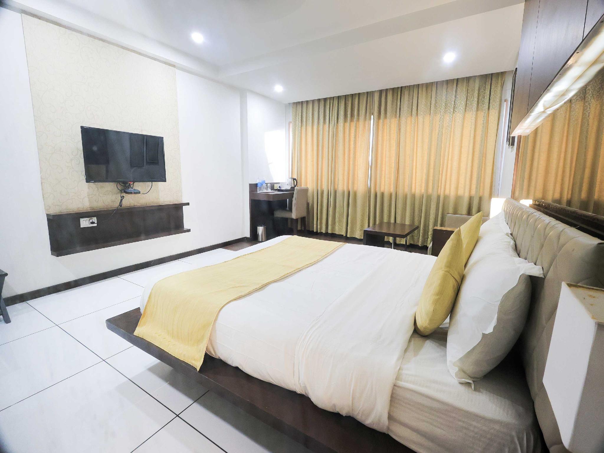Oyo 9677 Hotel Surya 9/29