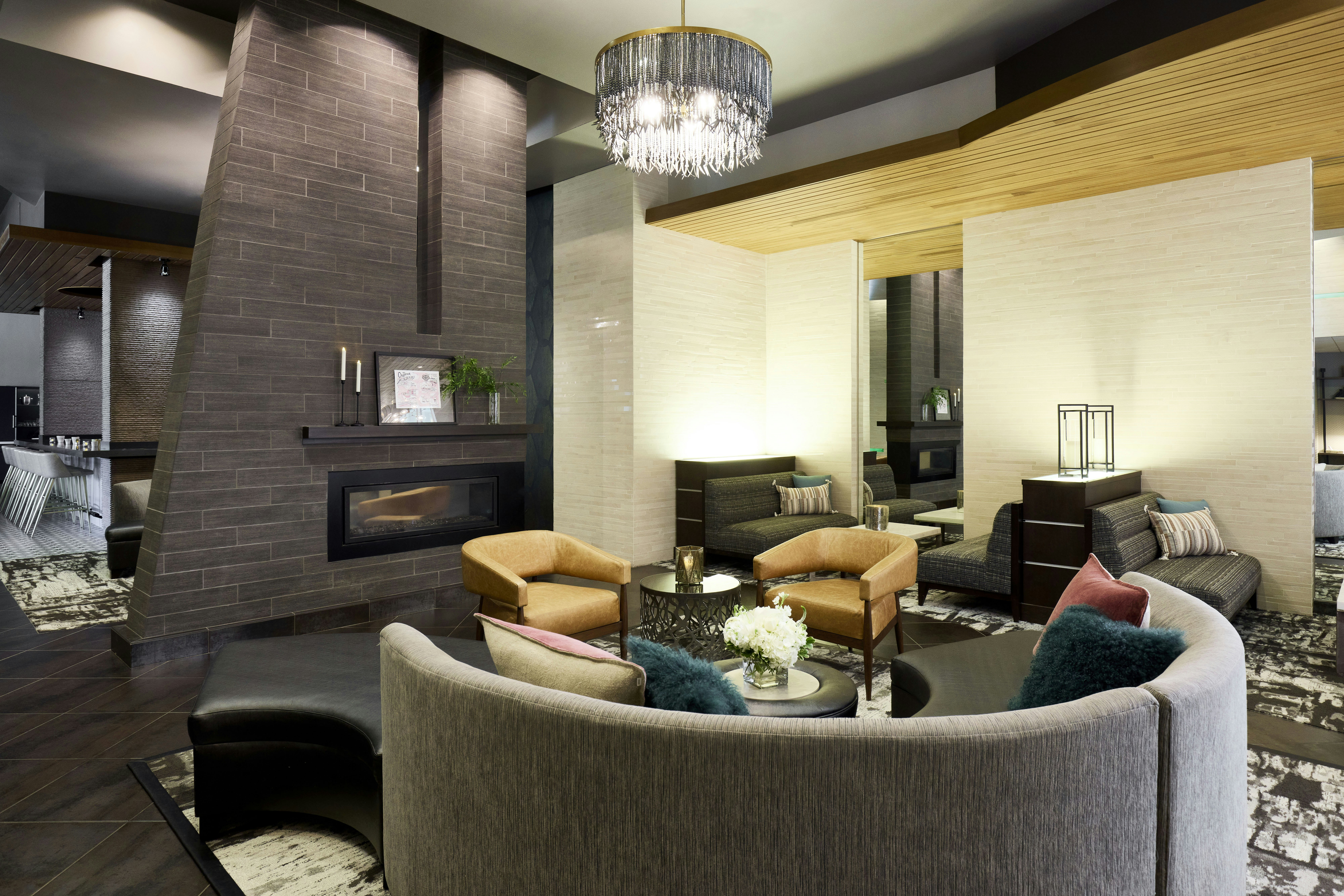 Archer Hotel Falls Church 33/65