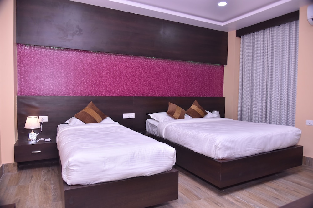 Annapurna Hotel 7/28