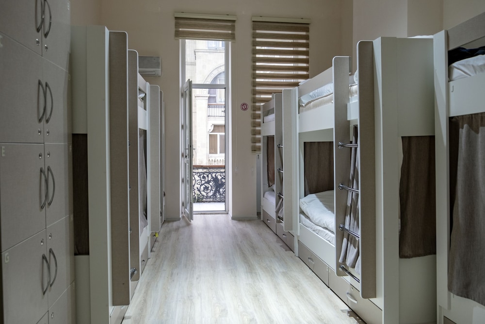 Travel Inn Hostel 25/42