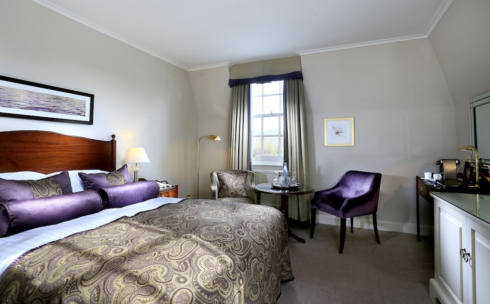Macdonald Compleat Angler 45/69