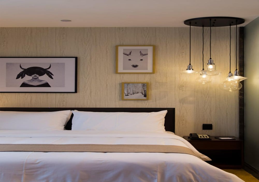 Bbhol Elegant Hotel 5/19