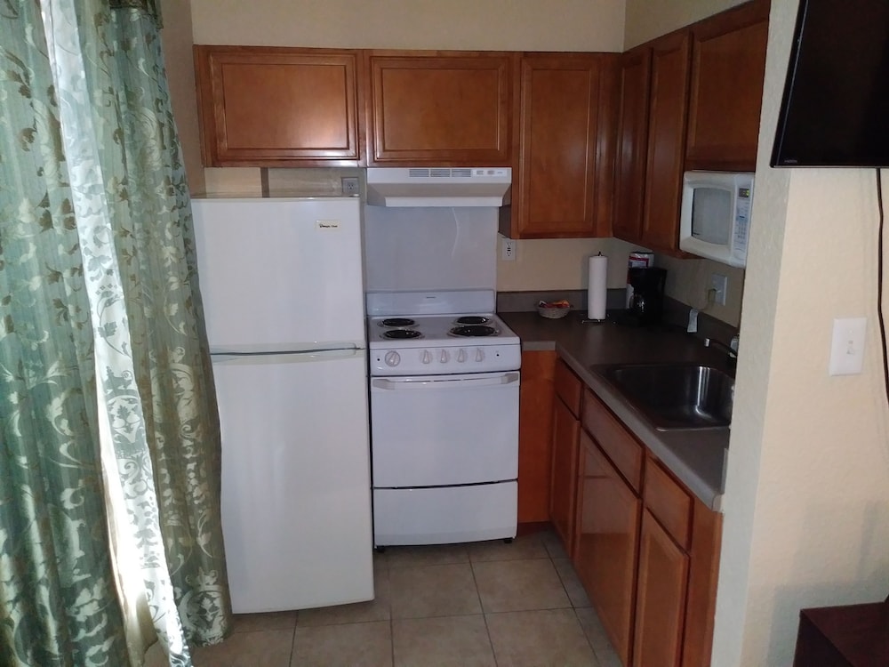 Athens Hotel Suites 61/69