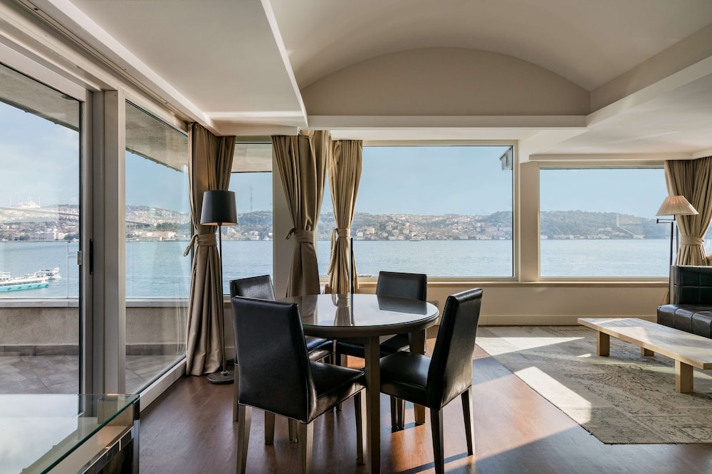 Radisson Blu Bosphorus Hotel 53/80