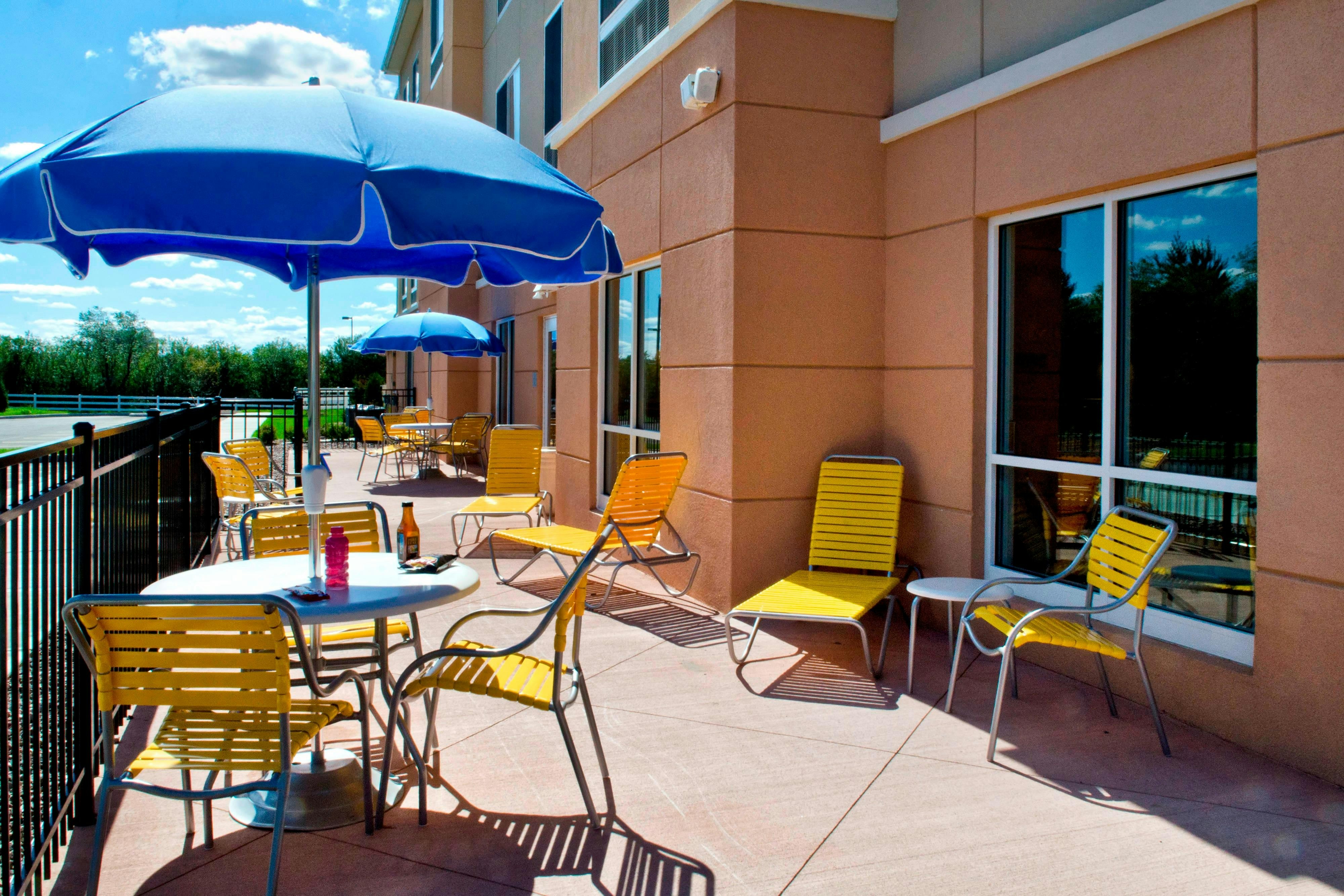 Fairfield Inn Suites Watertown Thousand Islands 2/2