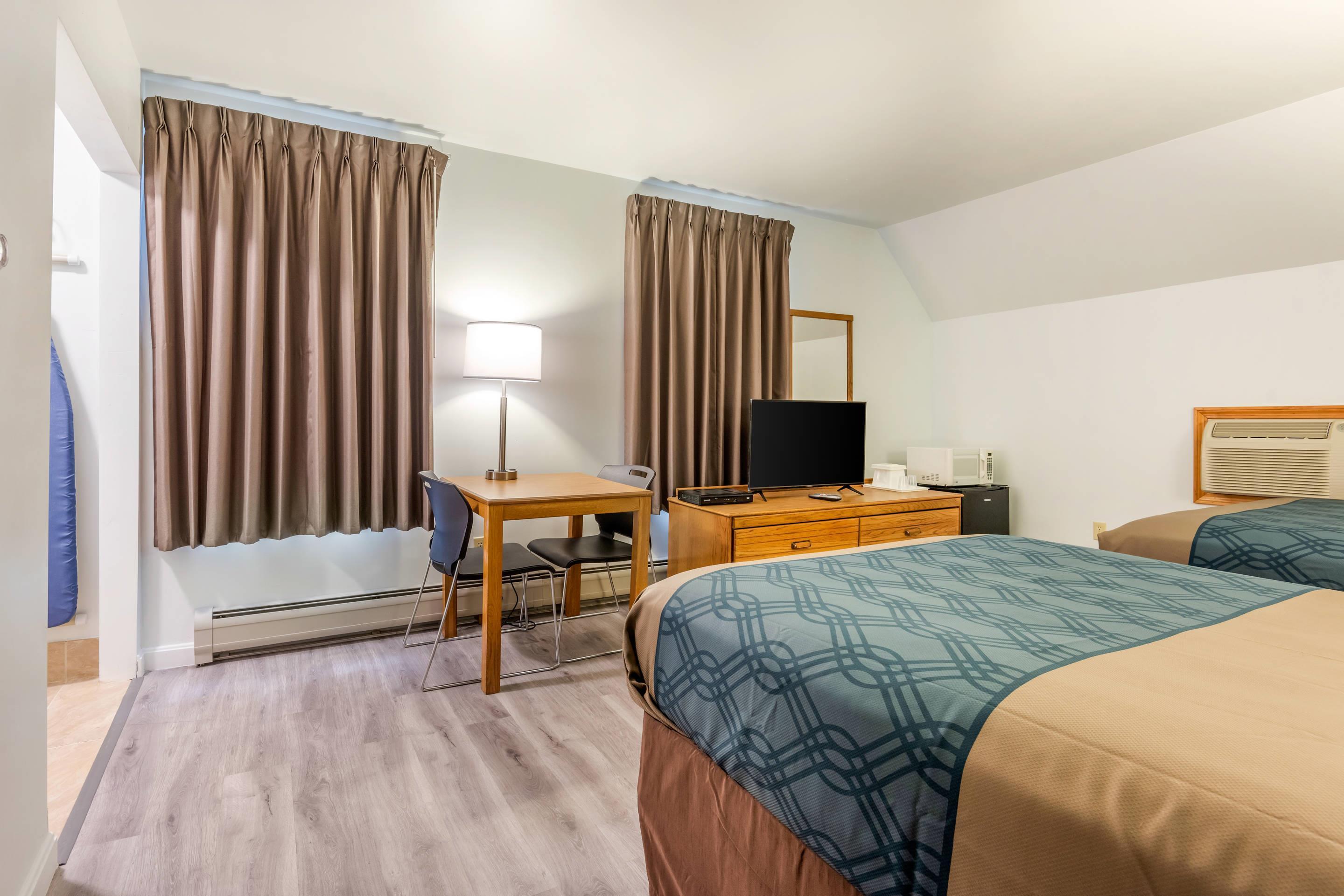 Upgrade, 2 Double Beds