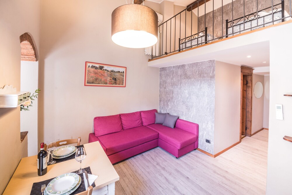 A Few Steps to The Duomo Elegant 2BD Apt 13/29
