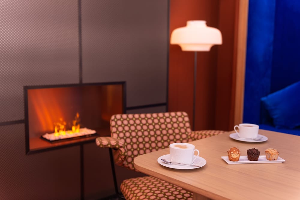 Hotel Yllen Eiffel 32/53