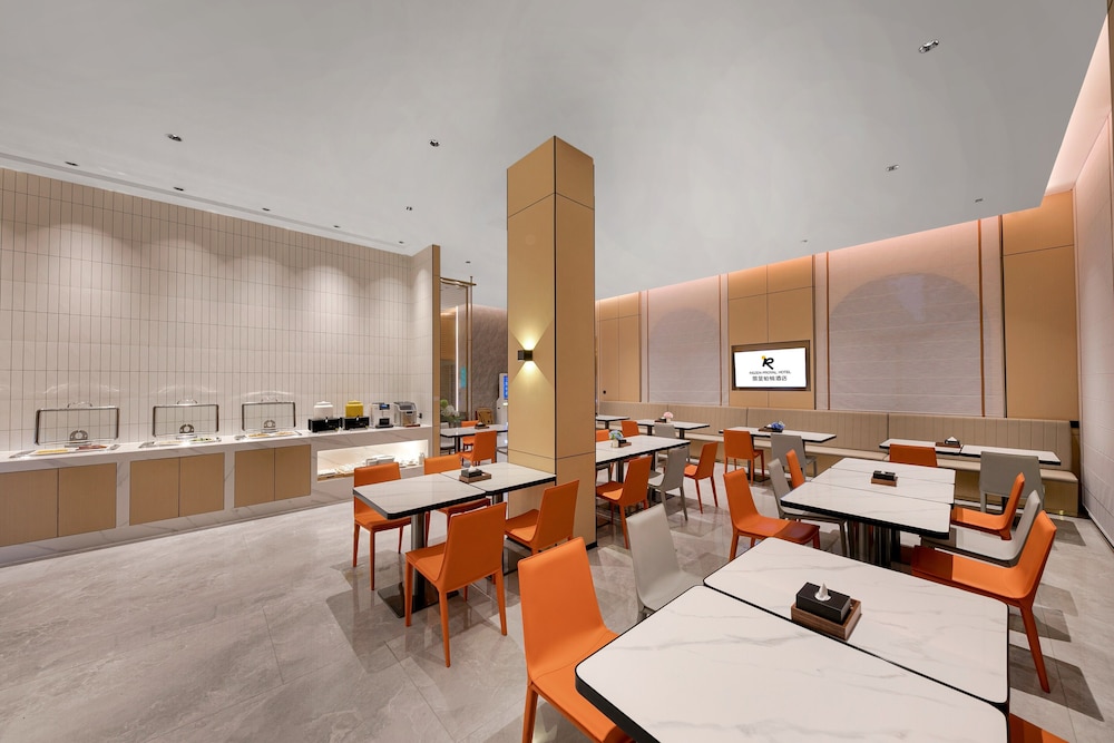 City Convenient Hotel 36/49