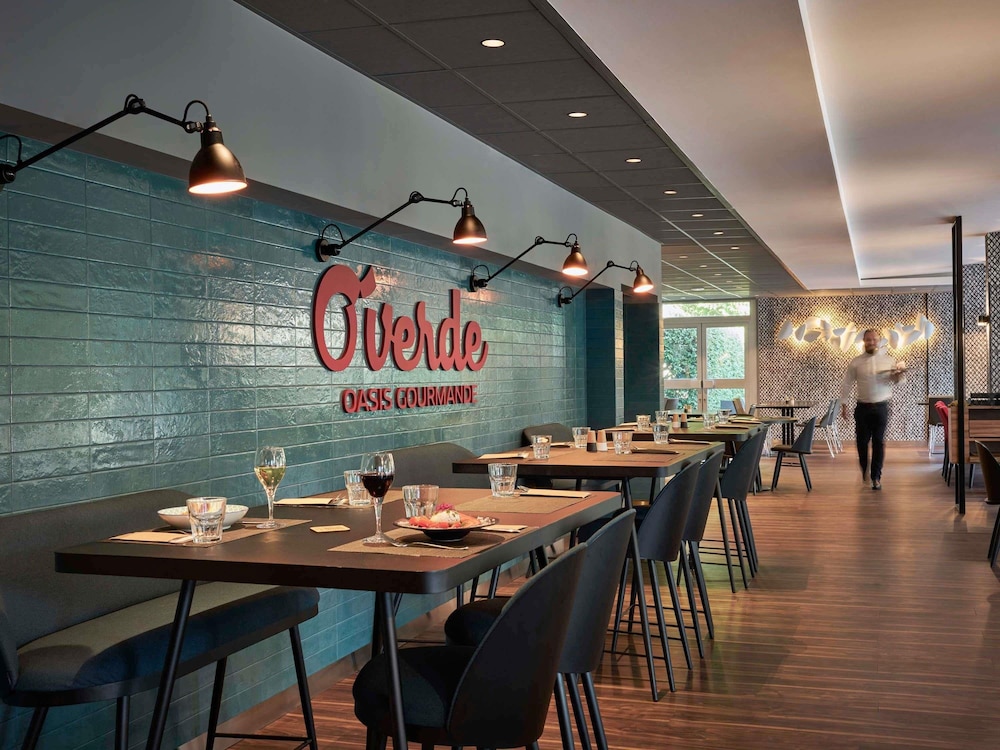 NOVOTEL MASSY PALAISEAU 64/80