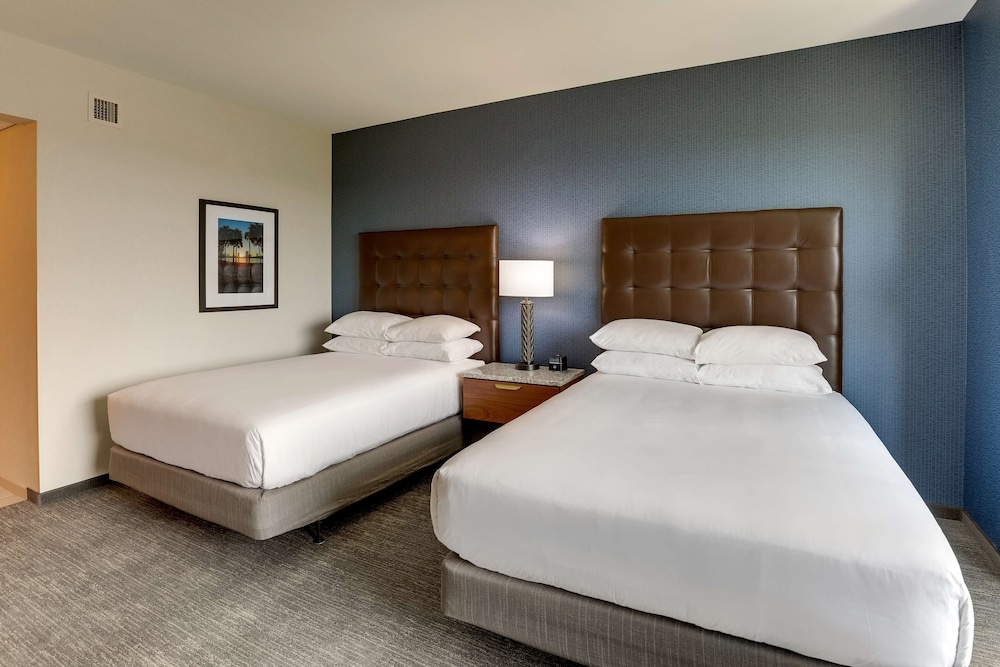 Deluxe, 2 Queen Beds
