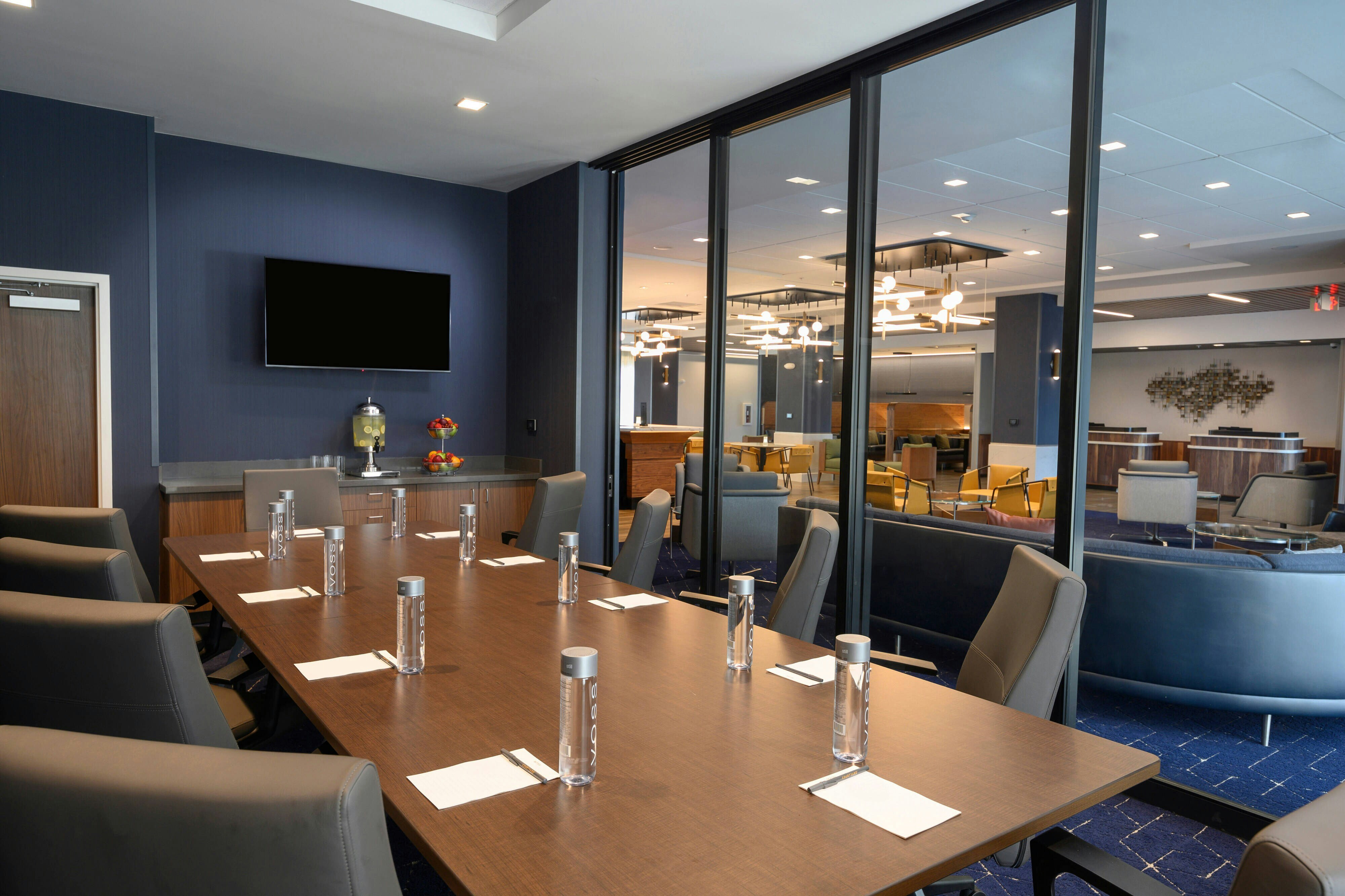 Courtyard by Marriott Charlotte Waverly 6/7