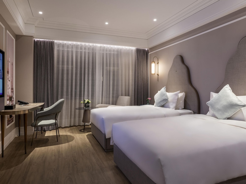 Mercure Shanghai Global Harbour 8/32