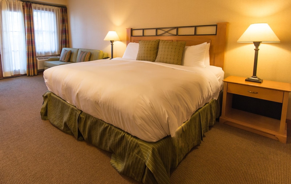 Roche Harbor Resort 29/77