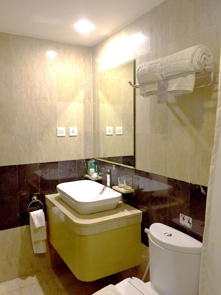 TRAVELLERS HOTEL PHINISI 19/50