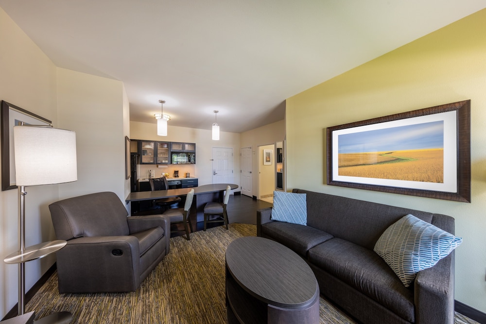 Candlewood Suites Springfield South 30/43