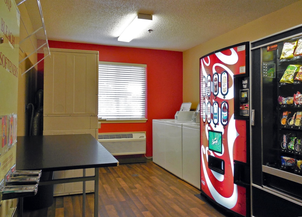 Extended Stay America - Charleston - Northwoods Blvd. 36/51