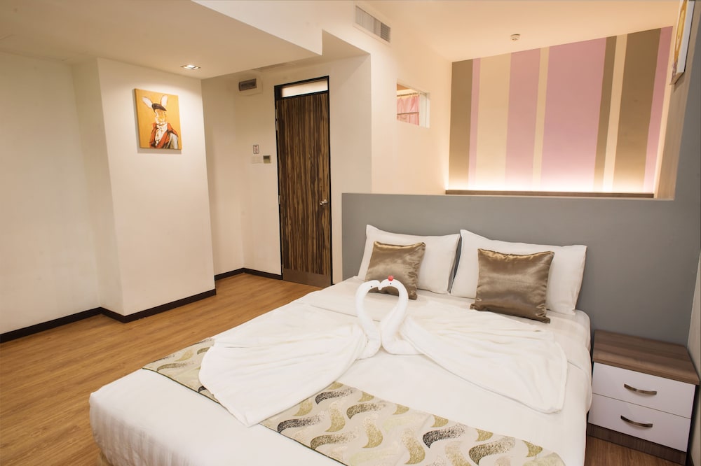 YAN Hotel 20/50