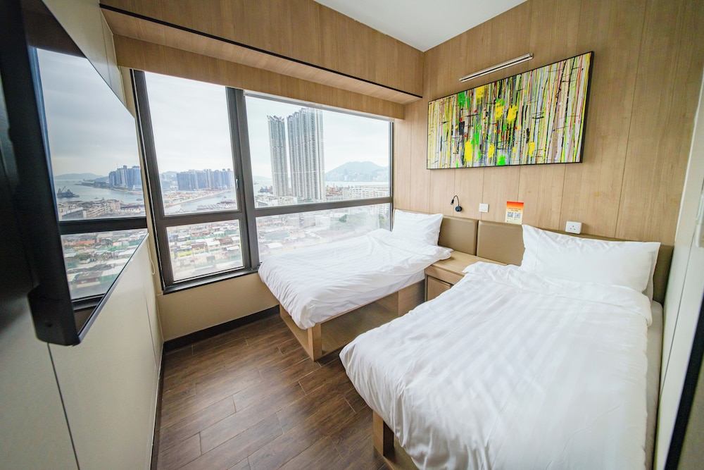 MIJ (Kai Tak) Hotel 32/64