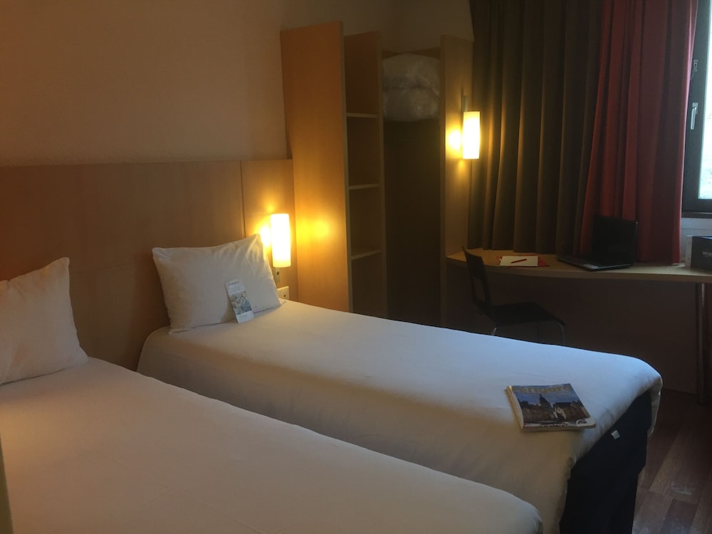 Ibis Perigueux Centre 13/45