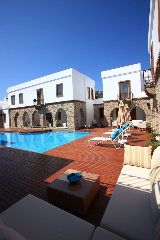 Saraya Bodrum 64/68