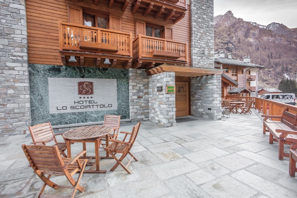 Hotel Lo Scoiattolo 56/71