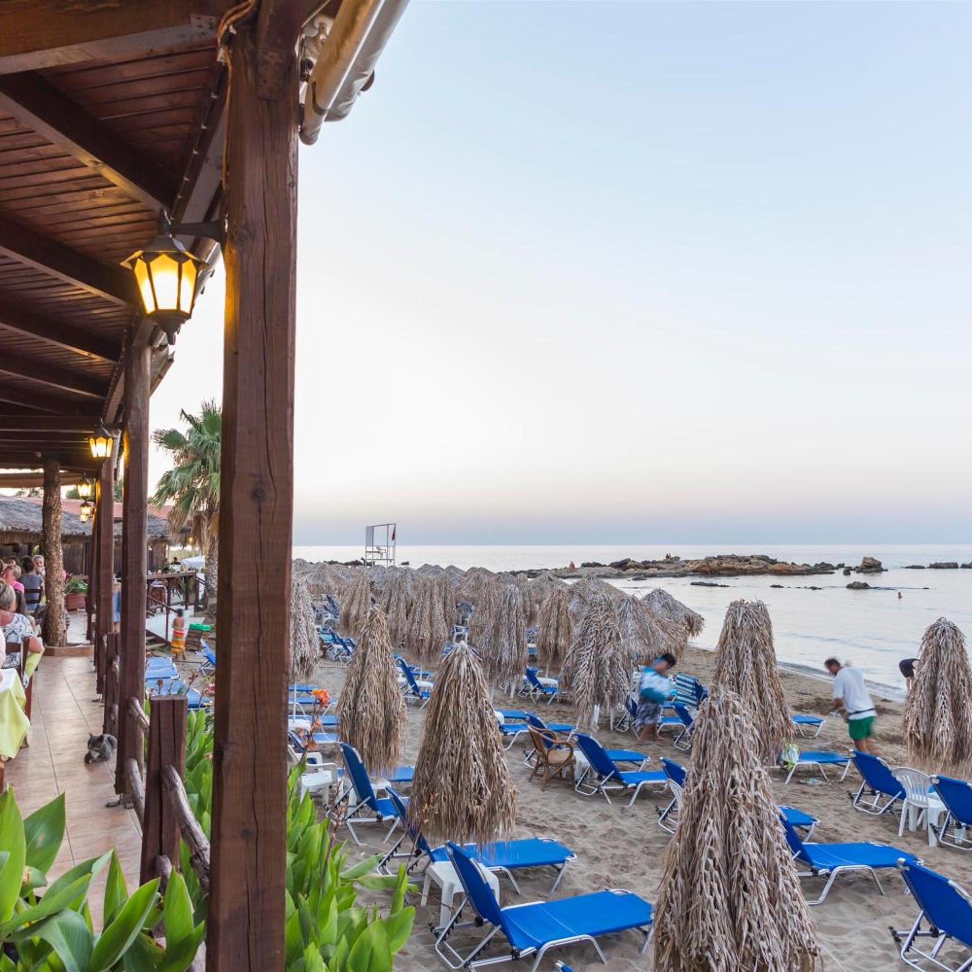 Kalamaki Luxury Suites 43/51