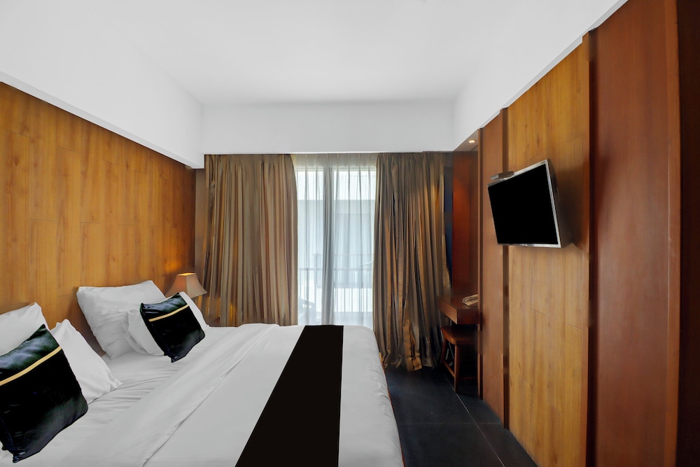 DELUXE, DOUBLE BED