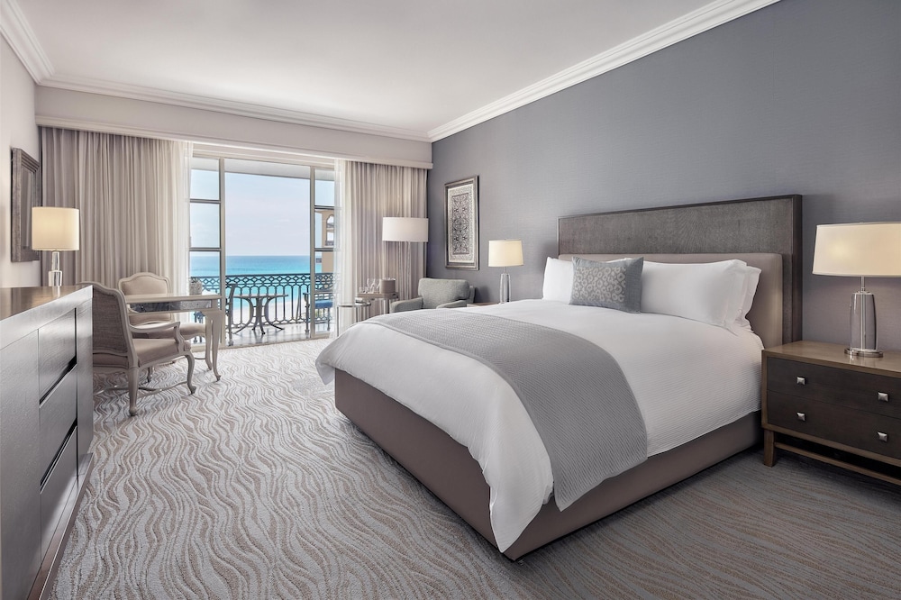 Club, King Bed, Sea Front