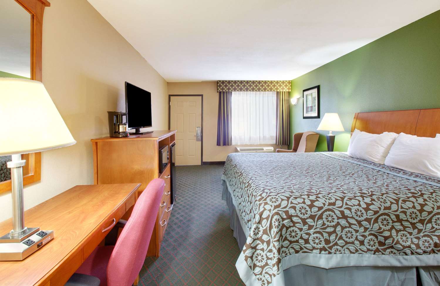 Hotel Blue Fairfield TX 5/11