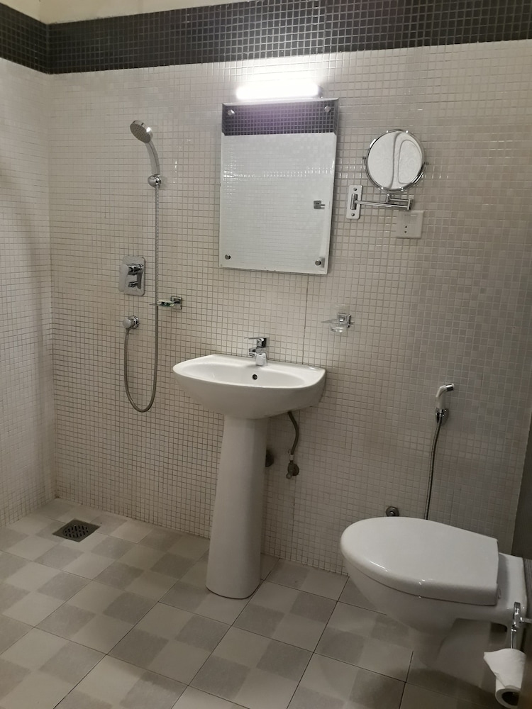 Hotel Heranya 46/49