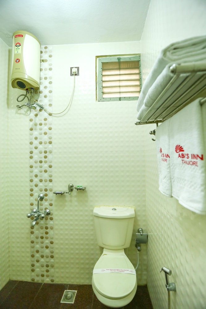 Hotel Abi's Inn 32/34