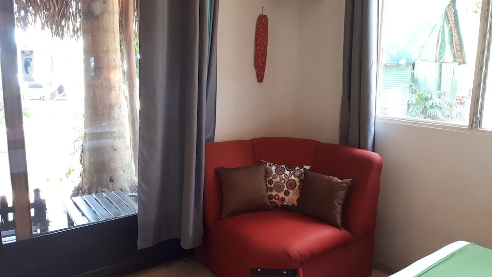 Hotel La Palapa 57/76