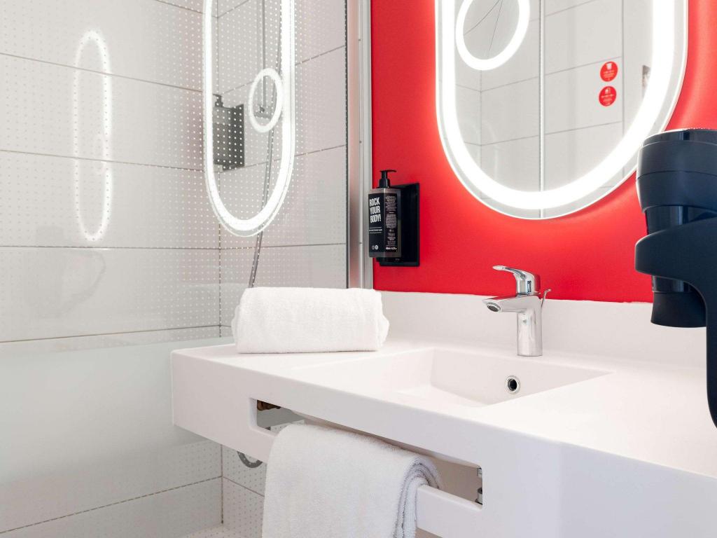 غرفة قياسية بسرير مزدوج، Ibis Budget Beziers Est Mediterranee 7/7
