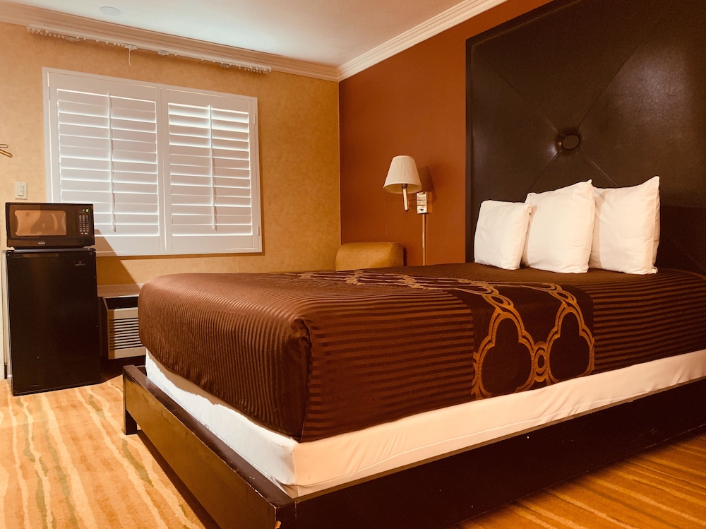 Buena Park Inn 17/63